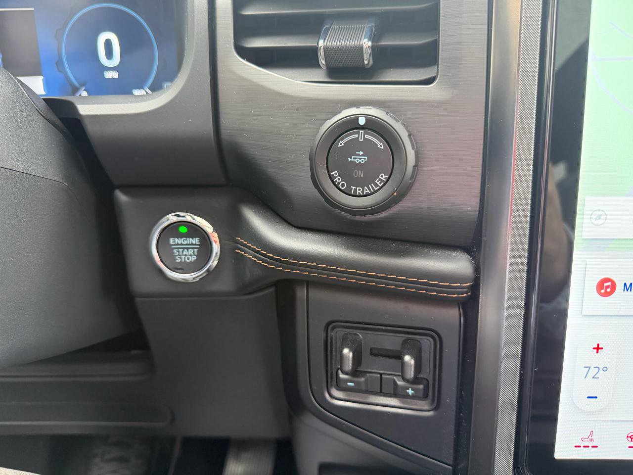 Used 2024 Ford Expedition Max Platinum image 24