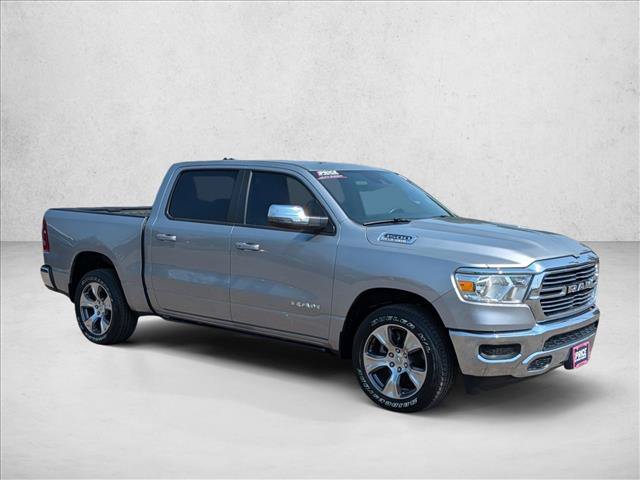 Used 2024 RAM 1500 Laramie AWD/4WD image 3