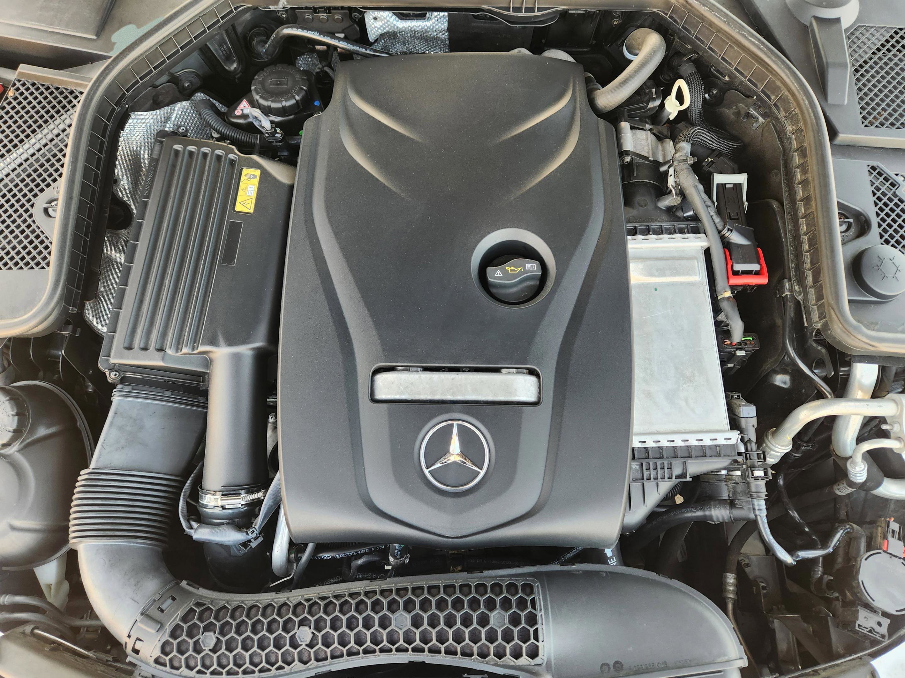 Used 2015 Mercedes-Benz C 300 C 300 image 31