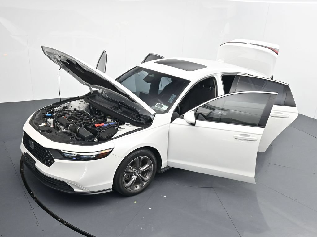Used 2023 Honda Accord EX image 26