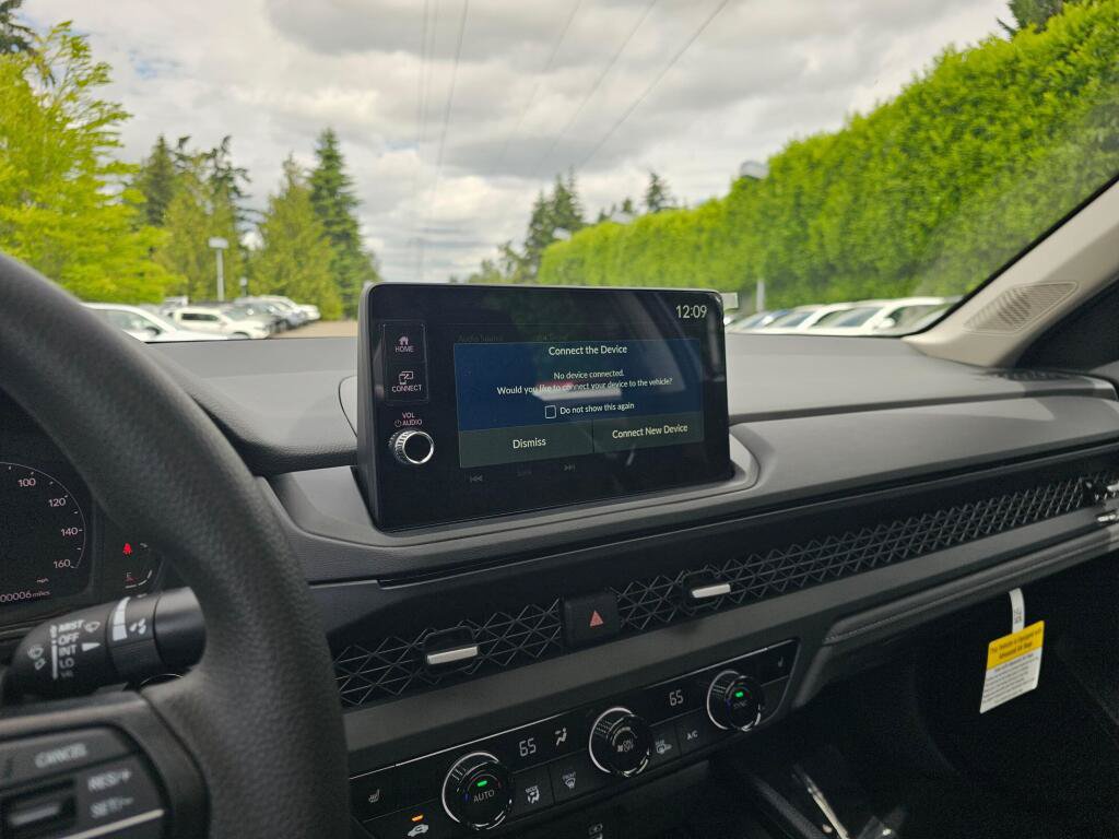 New 2026 Honda Accord SE image 9