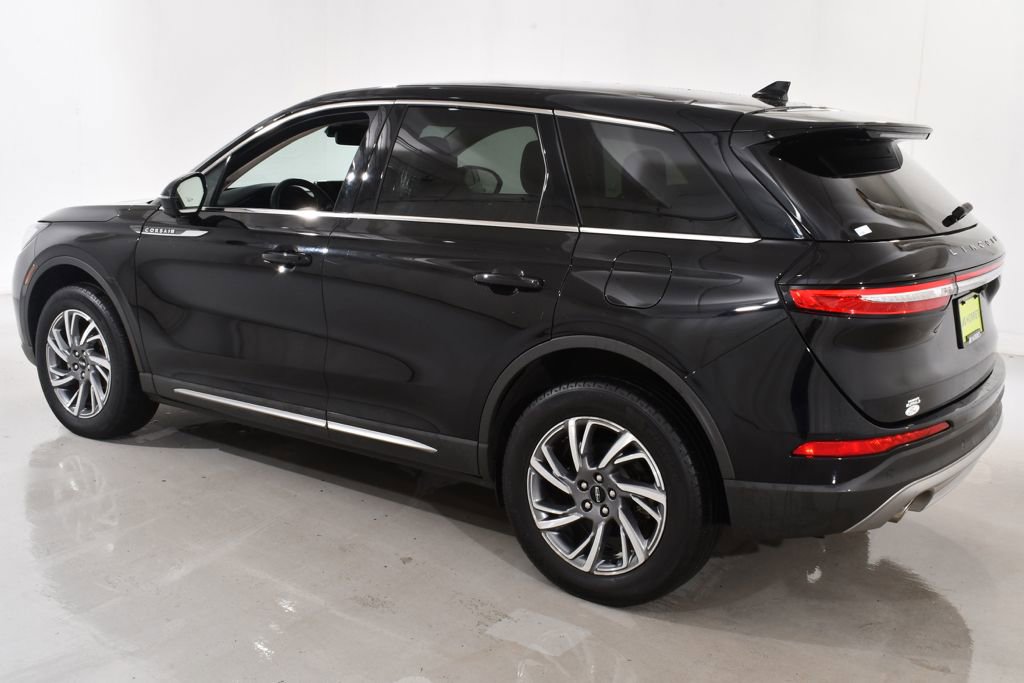 Used 2023 Lincoln Corsair AWD w/ Equipment Group 101A image 15