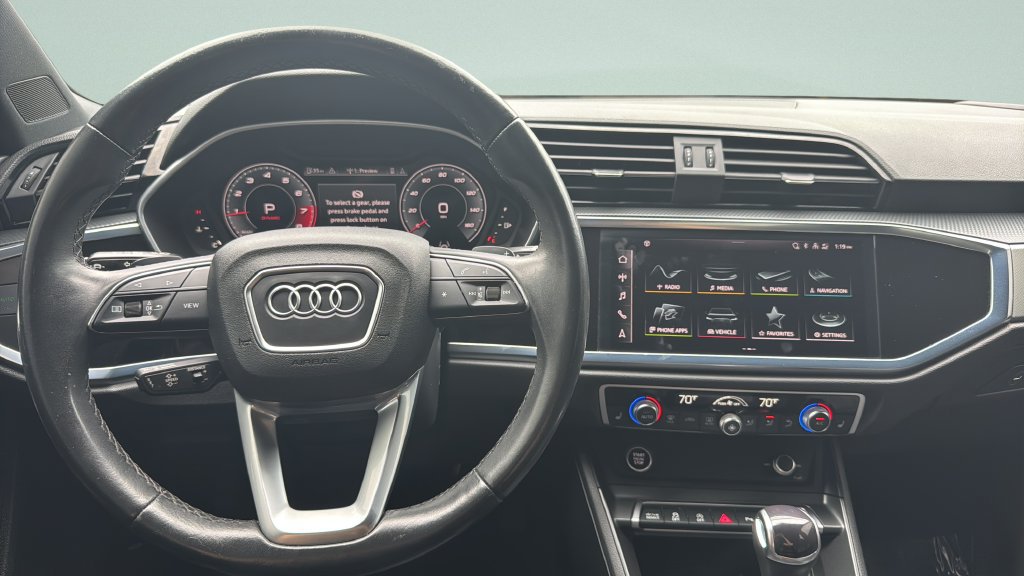 Used 2023 Audi Q3 2.0T Premium Plus w/ Premium Plus Package AWD/4WD image 13