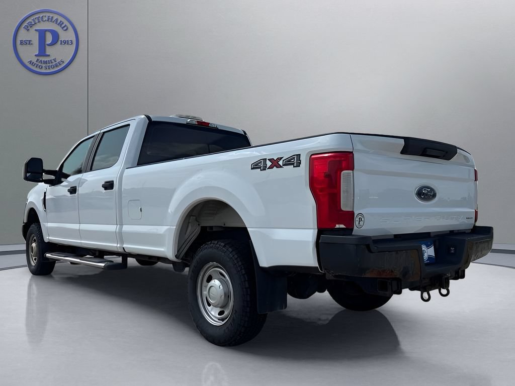 Used 2017 Ford F250 XL AWD/4WD image 5