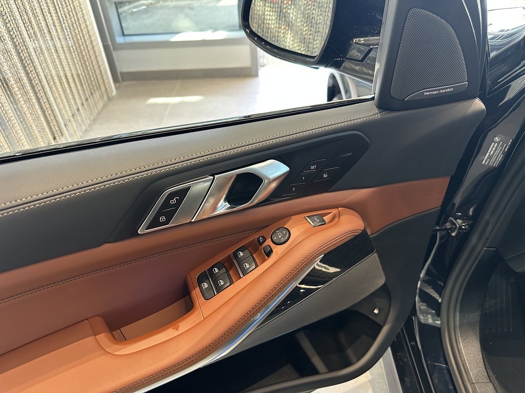 New 2026 BMW X5 xDrive50e w/ M Sport Package image 11