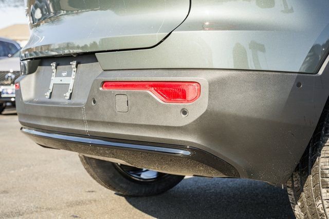 New 2026 Volvo XC40 B5 Ultra w/ Protection Package Premier image 7