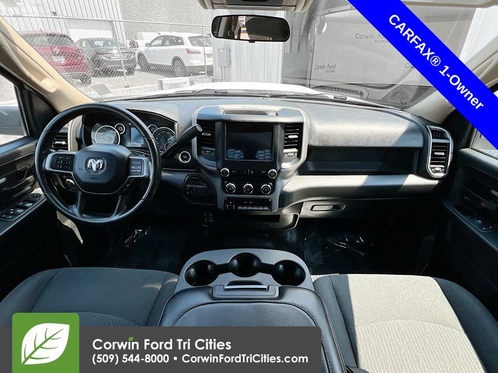 Used 2020 RAM 5500 Tradesman w/ Chrome Appearance Group AWD/4WD image 7