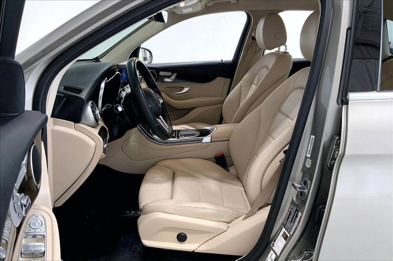 Used 2022 Mercedes-Benz GLC 300 image 18