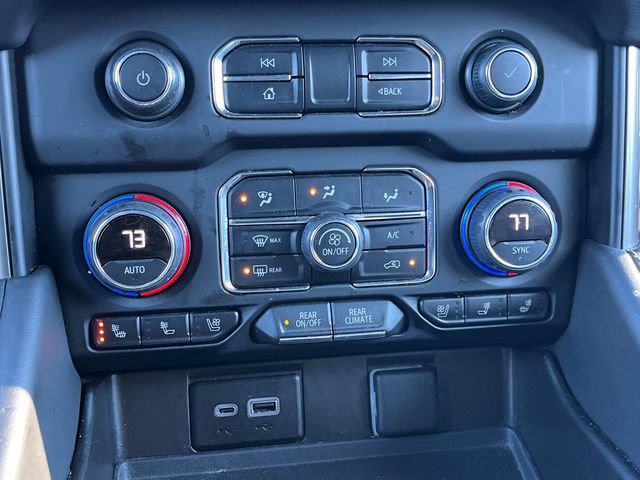 Used 2023 Chevrolet Suburban Premier image 38