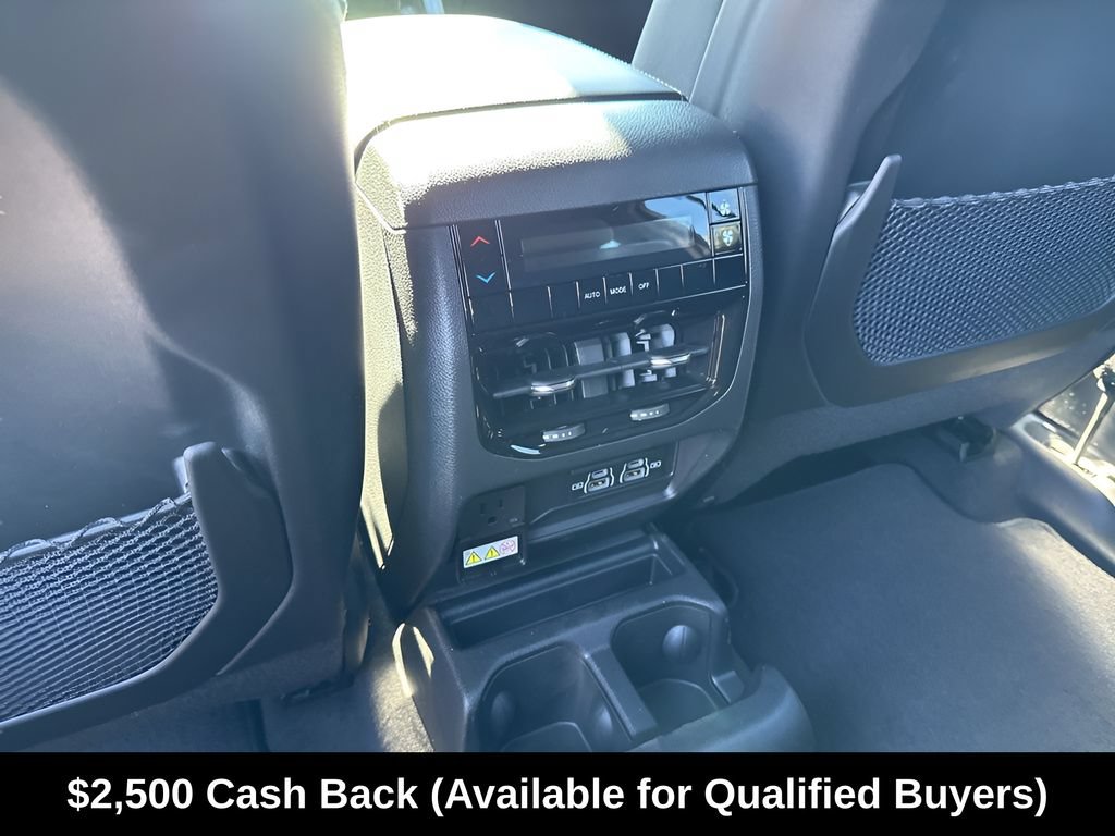 New 2025 Jeep Grand Cherokee L Laredo w/ Luxury Tech Group I RWD image 25