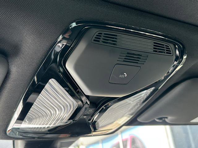 Certified 2025 BMW 330i xDrive Sedan image 29