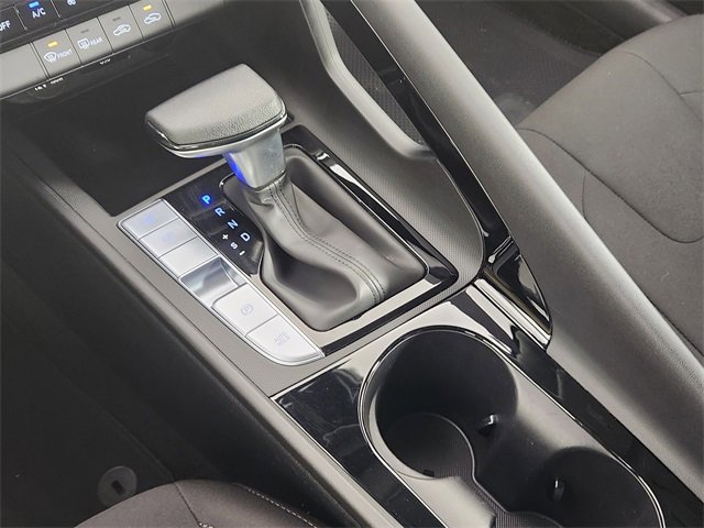 Certified 2025 Hyundai Elantra Blue image 23