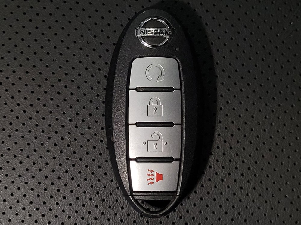 Used 2019 Nissan Rogue Sport SL FWD image 32