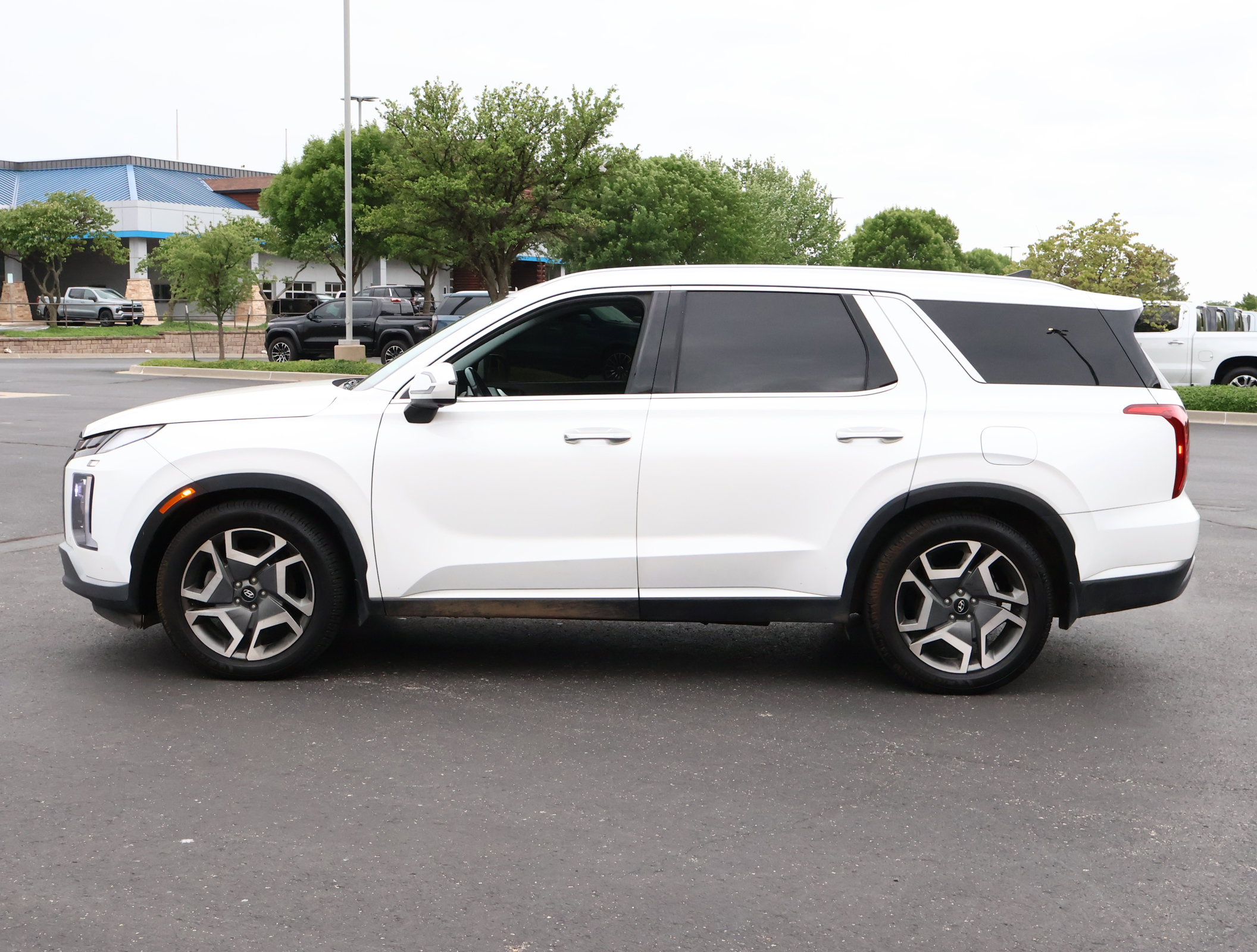 Used 2023 Hyundai Palisade SEL w/ Premium Package AWD/4WD image 37