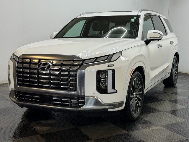 Used 2023 Hyundai Palisade Calligraphy image 6