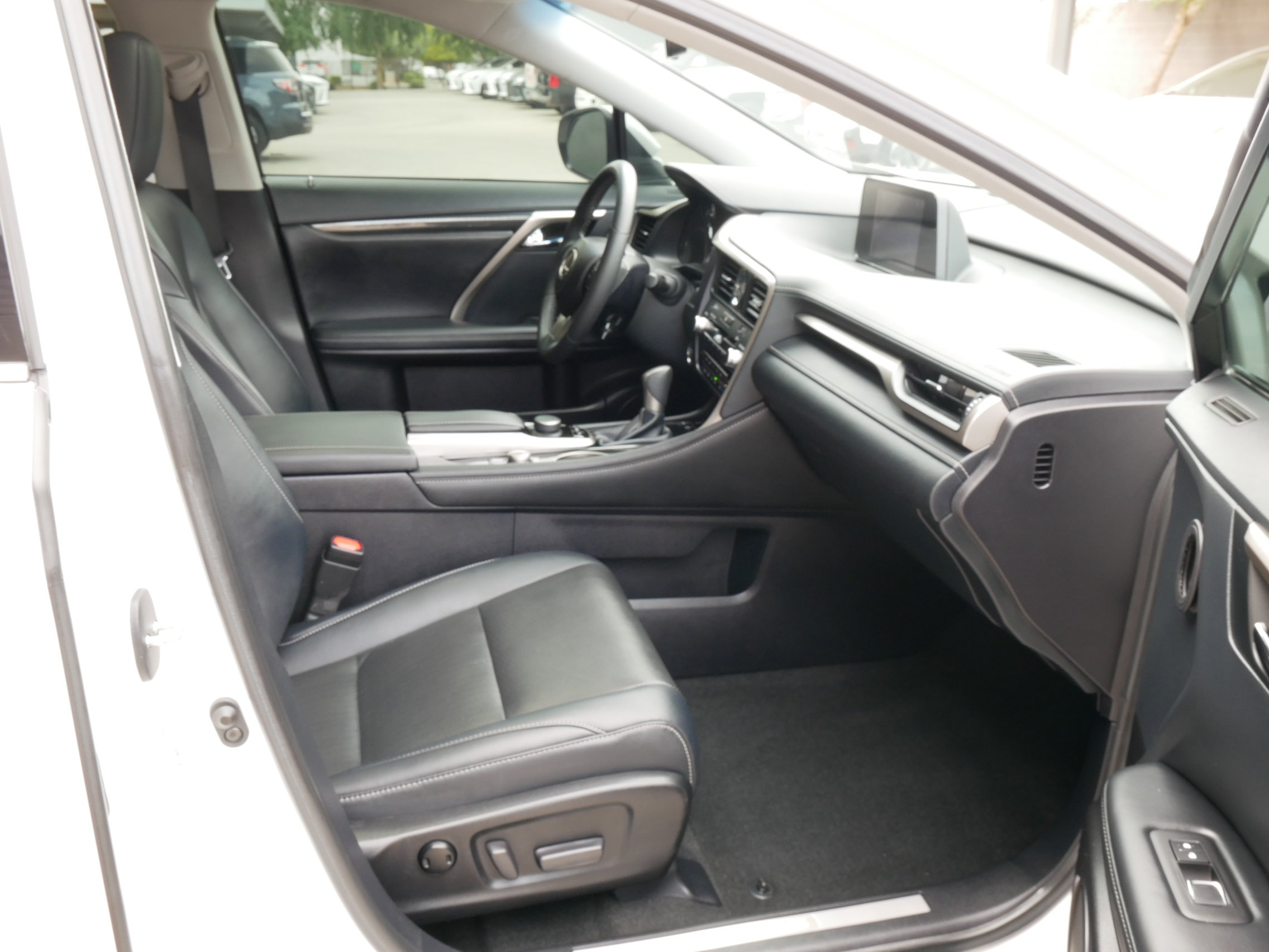Used 2019 Lexus RX 350 FWD w/ Accessory Package image 10