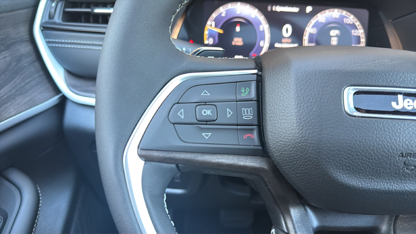 New 2027 Jeep Grand Cherokee 4WD image 18