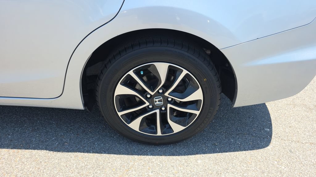 Used 2015 Honda Civic EX image 9