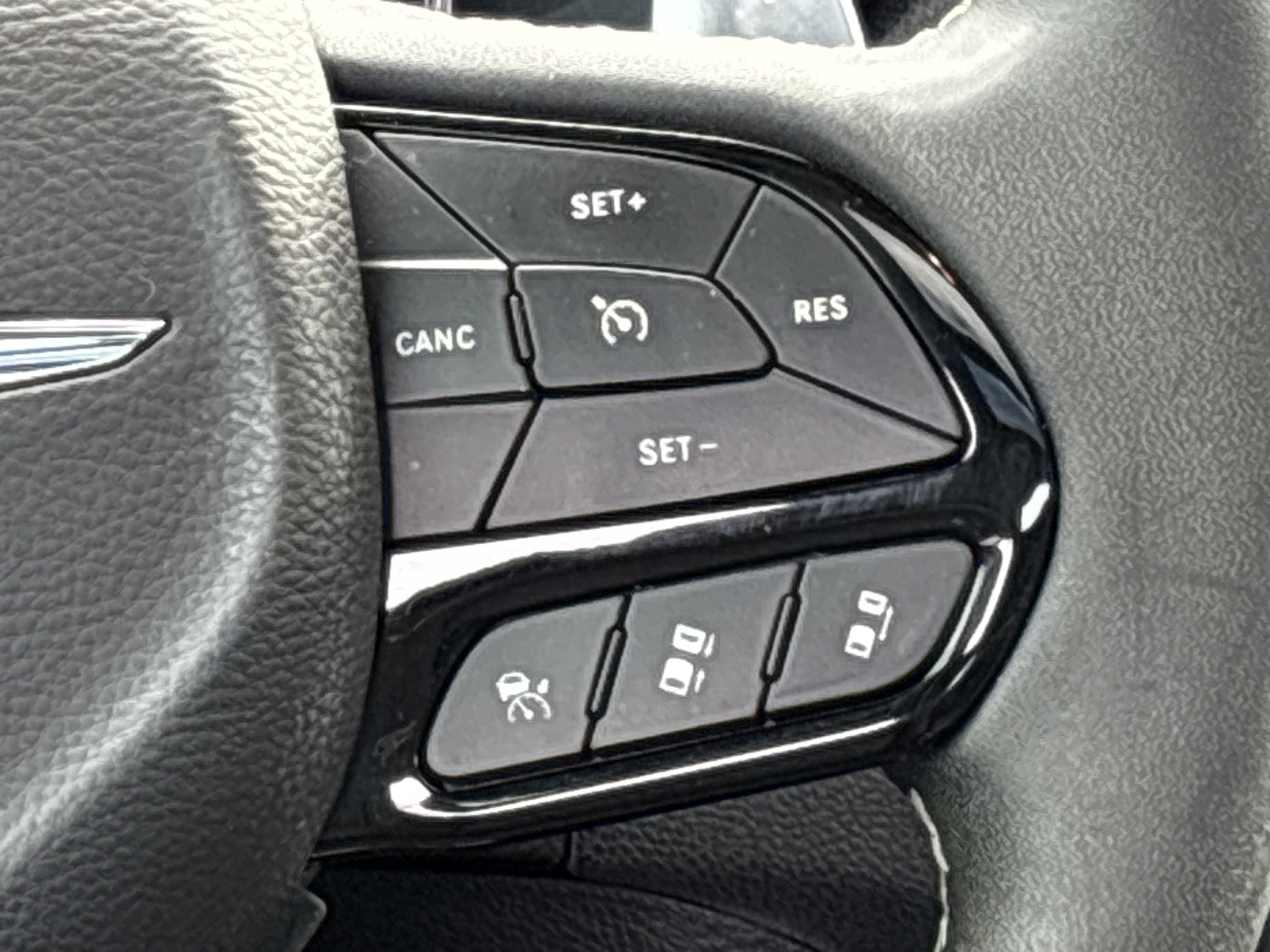 Certified 2022 Chrysler 300 S w/ Comfort Group image 24