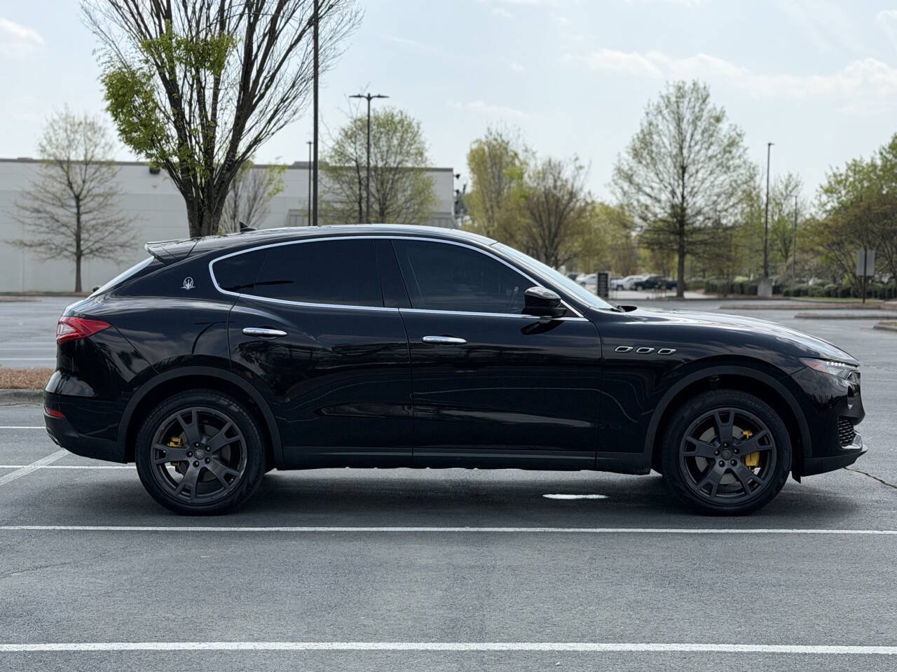 Used 2018 Maserati Levante AWD/4WD image 8