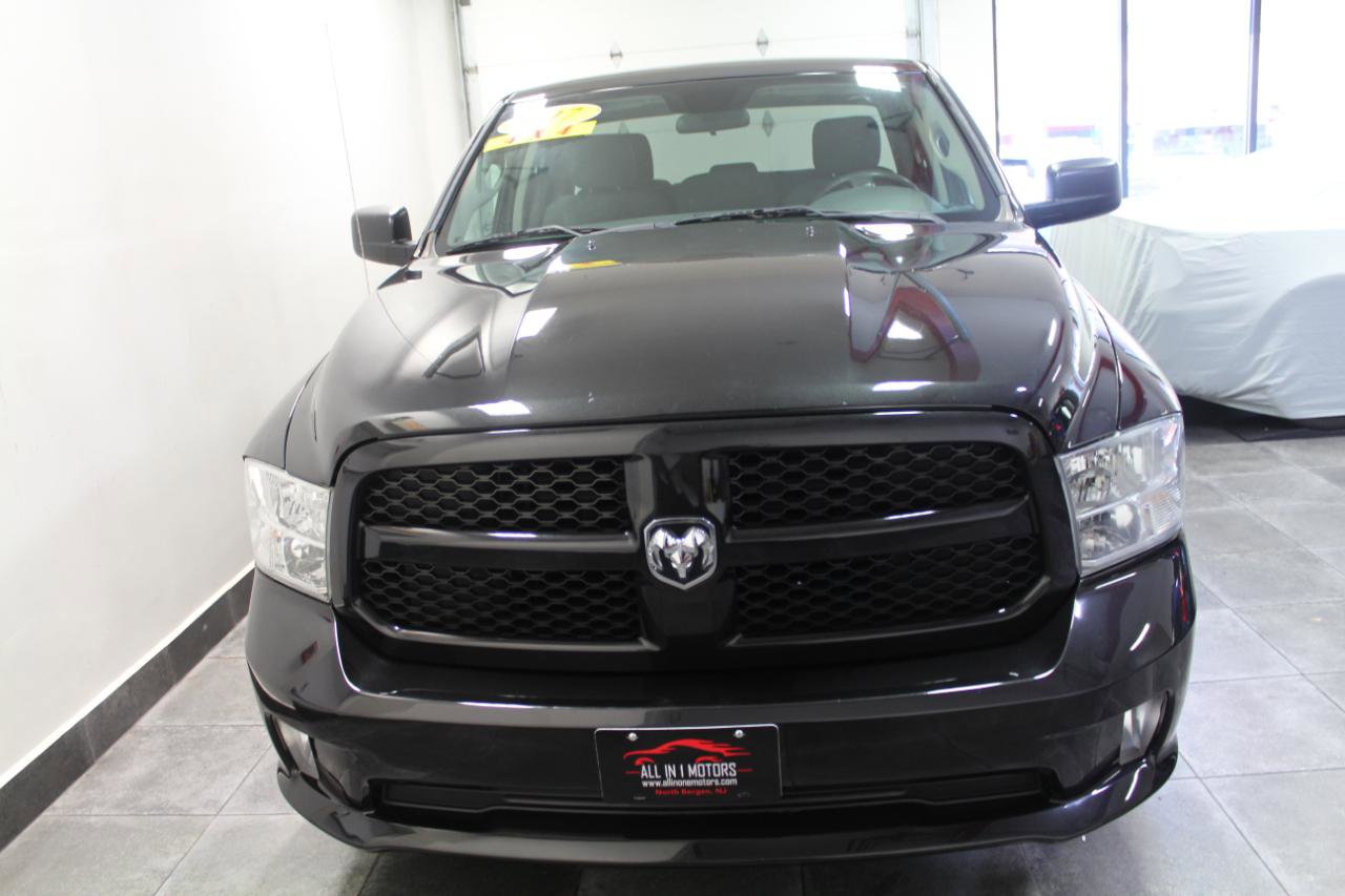 Used 2017 RAM 1500 Express image 2