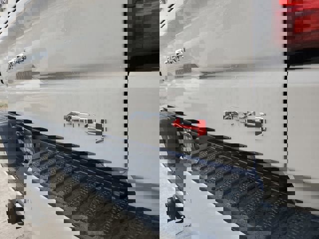 New 2026 GMC Sierra 1500 AT4 image 9