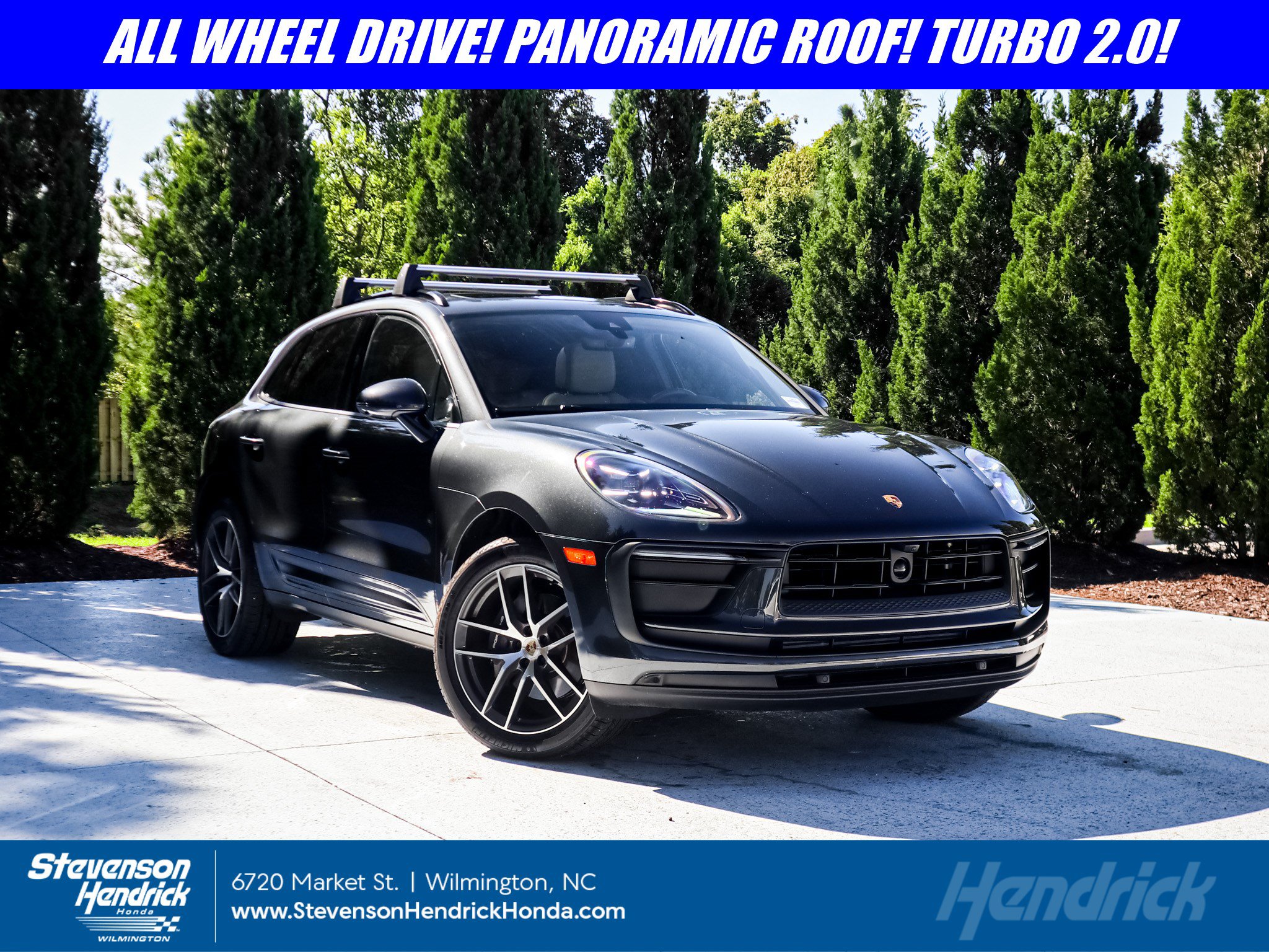 Used 2025 Porsche Macan AWD/4WD image 1