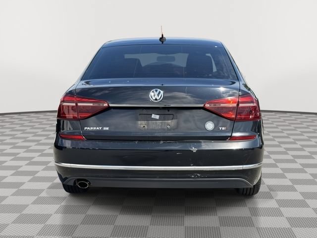 Used 2017 Volkswagen Passat 1.8T SE FWD image 7