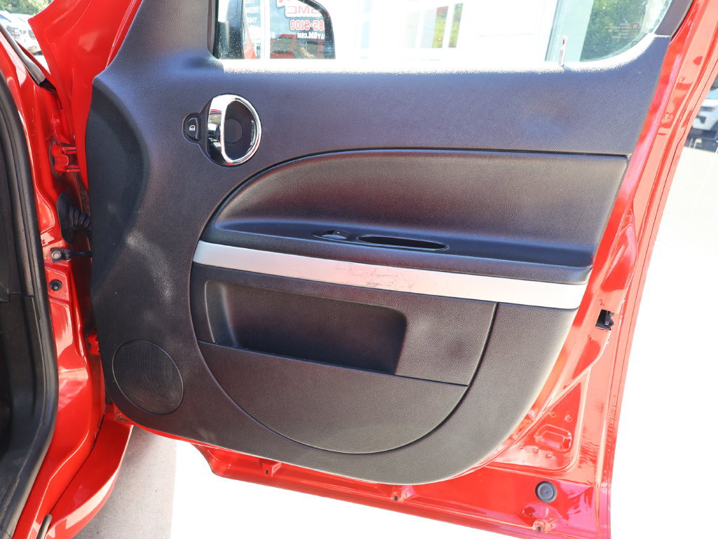Used 2009 Chevrolet HHR LS FWD image 25