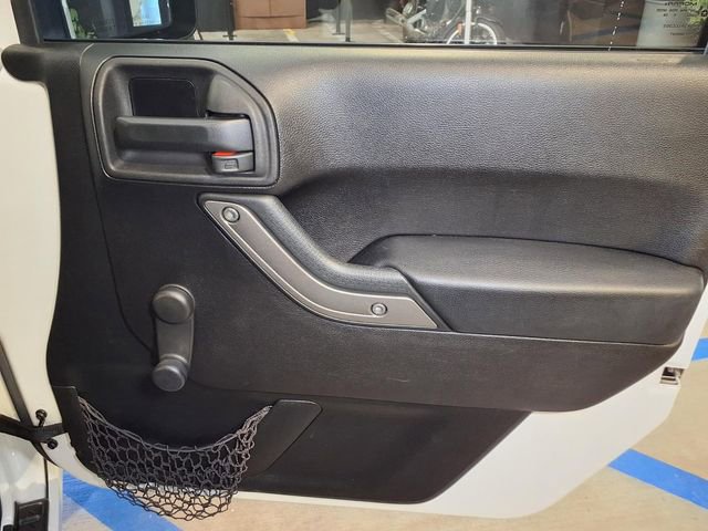 Used 2015 Jeep Wrangler Sport w/ Connectivity Group image 25