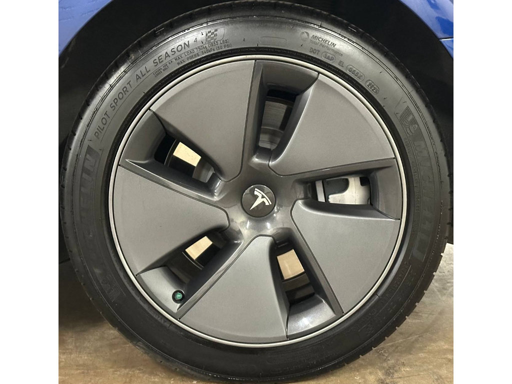 Used 2021 Tesla Model 3 Standard Range Plus RWD image 11