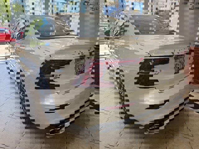 Used 2020 Volvo S60 T6 R-Design image 6