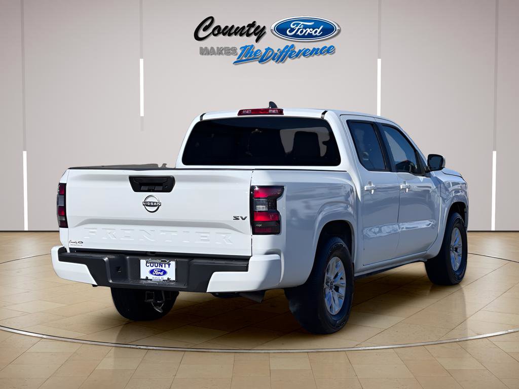 Used 2024 Nissan Frontier SV image 25