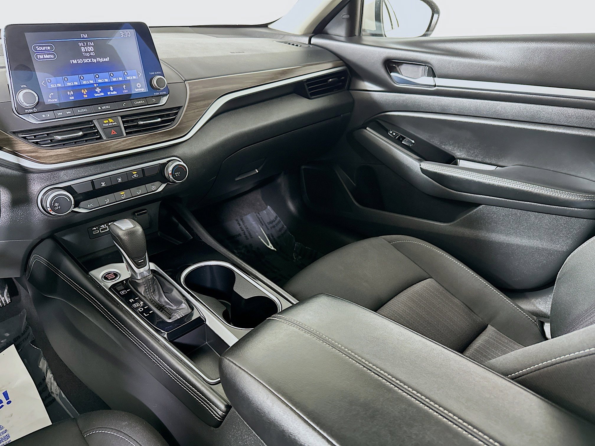 Used 2023 Nissan Altima 2.5 SV image 21