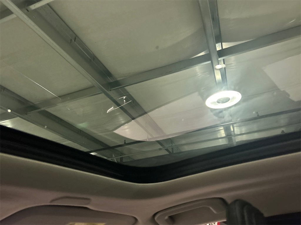 Certified 2021 Volvo XC60 T5 Momentum w/ Premium Package image 26