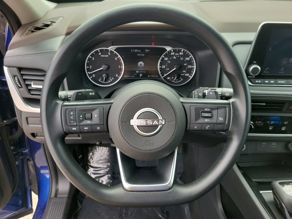 Used 2023 Nissan Rogue S AWD/4WD image 19