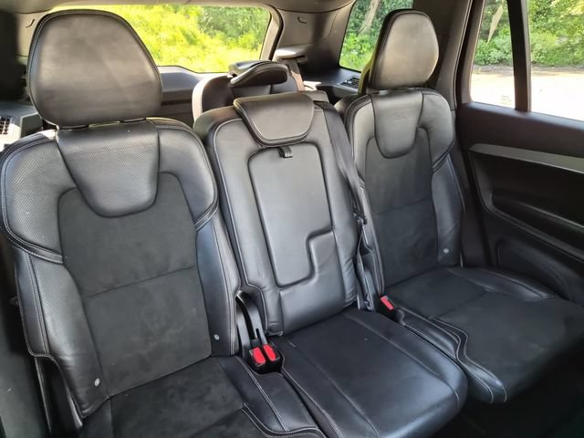 Used 2016 Volvo XC90 T6 R-Design w/ Vision Package AWD/4WD image 11
