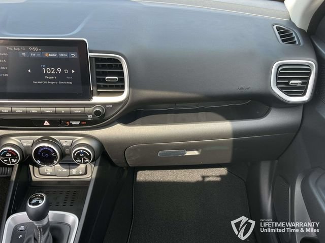 New 2026 Hyundai Venue SEL FWD image 15