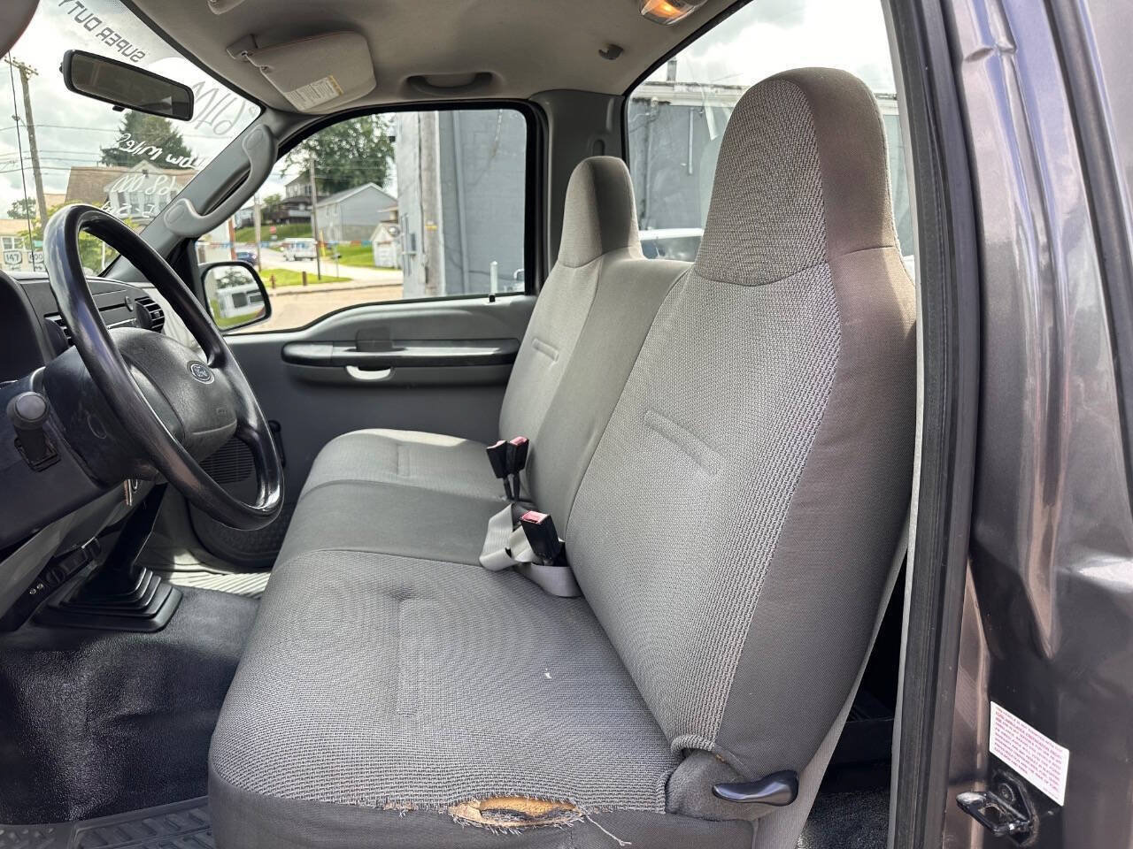 Used 2006 Ford F250 XL AWD/4WD image 3