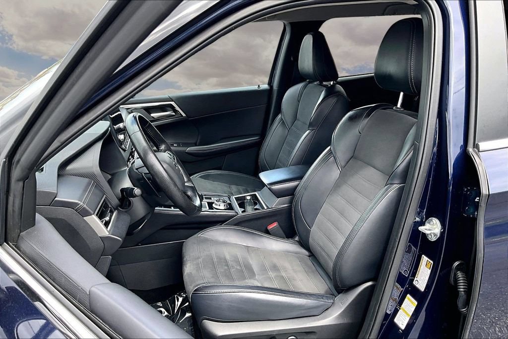 Used 2024 Mitsubishi Outlander SE AWD/4WD image 21