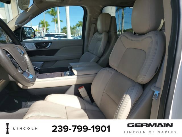 Used 2020 Lincoln Navigator Reserve w/ Luxury Package image 19