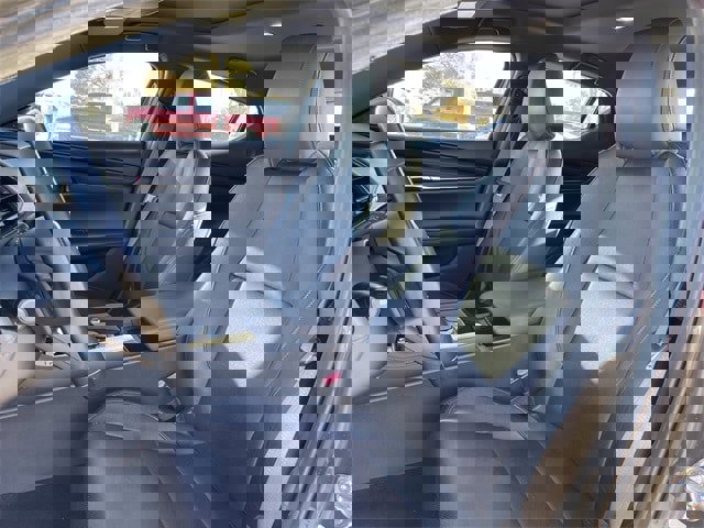 Used 2019 MAZDA MAZDA3 Hatchback w/ Premium Package image 25