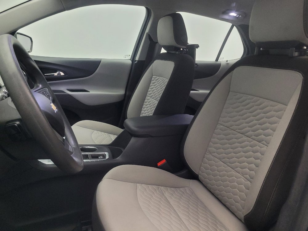 Used 2019 Chevrolet Equinox LS w/ LPO, Floor Liner Package FWD image 17