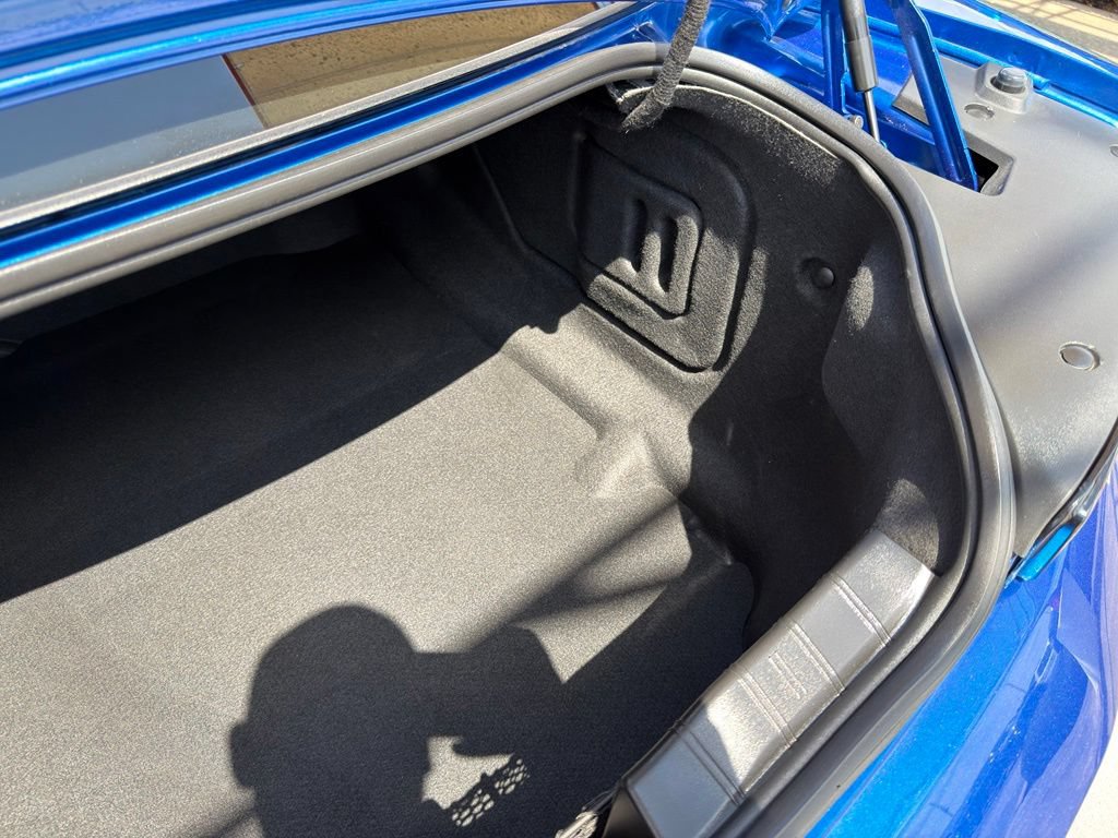 Used 2018 Chevrolet Camaro SS w/ LPO, Ground Effects Package RWD image 51