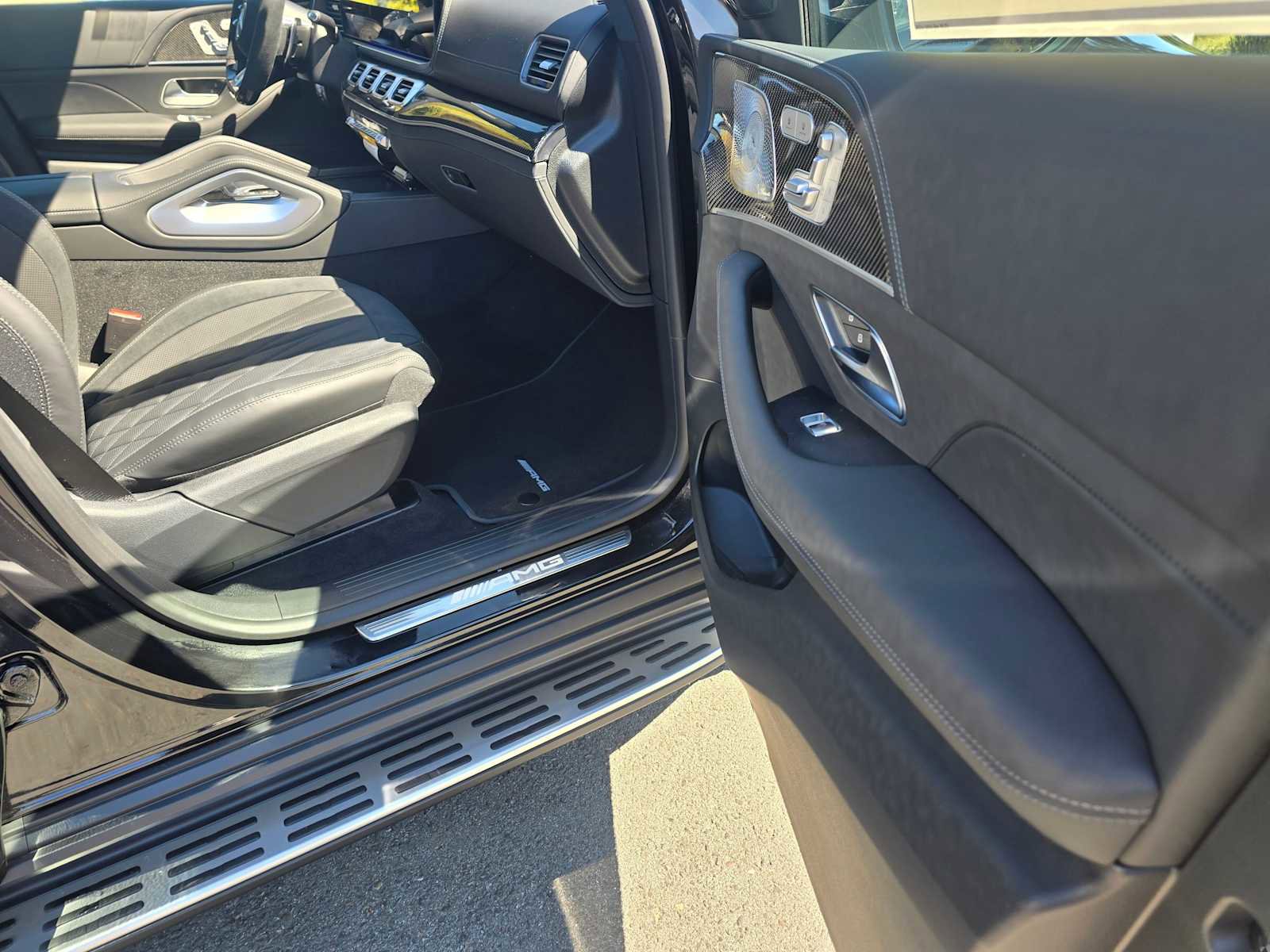 New 2026 Mercedes-Benz GLS 63 AMG 4MATIC image 11