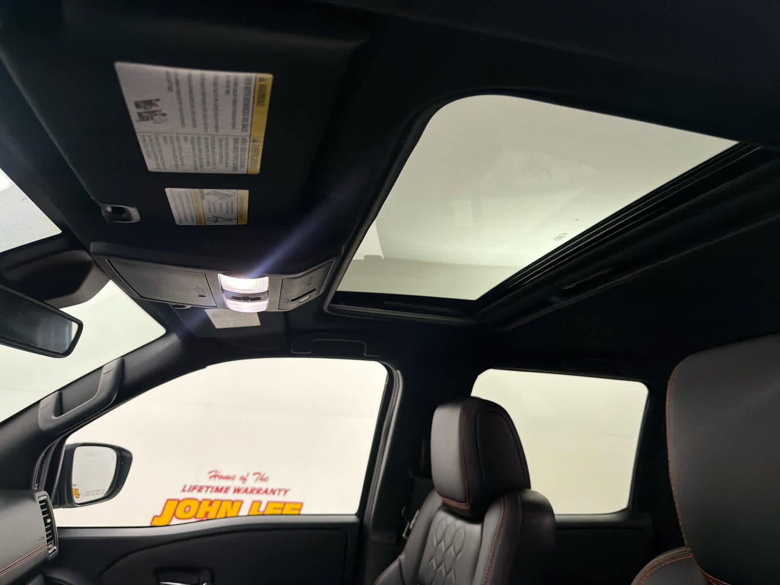 Certified 2023 Nissan Frontier PRO-4X w/ Pro-4X Premium Package AWD/4WD image 15
