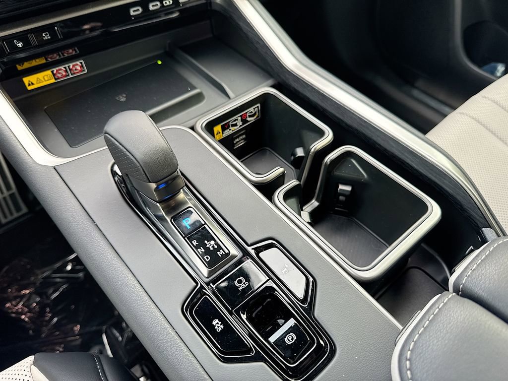 New 2026 Lexus TX 500h AWD image 29