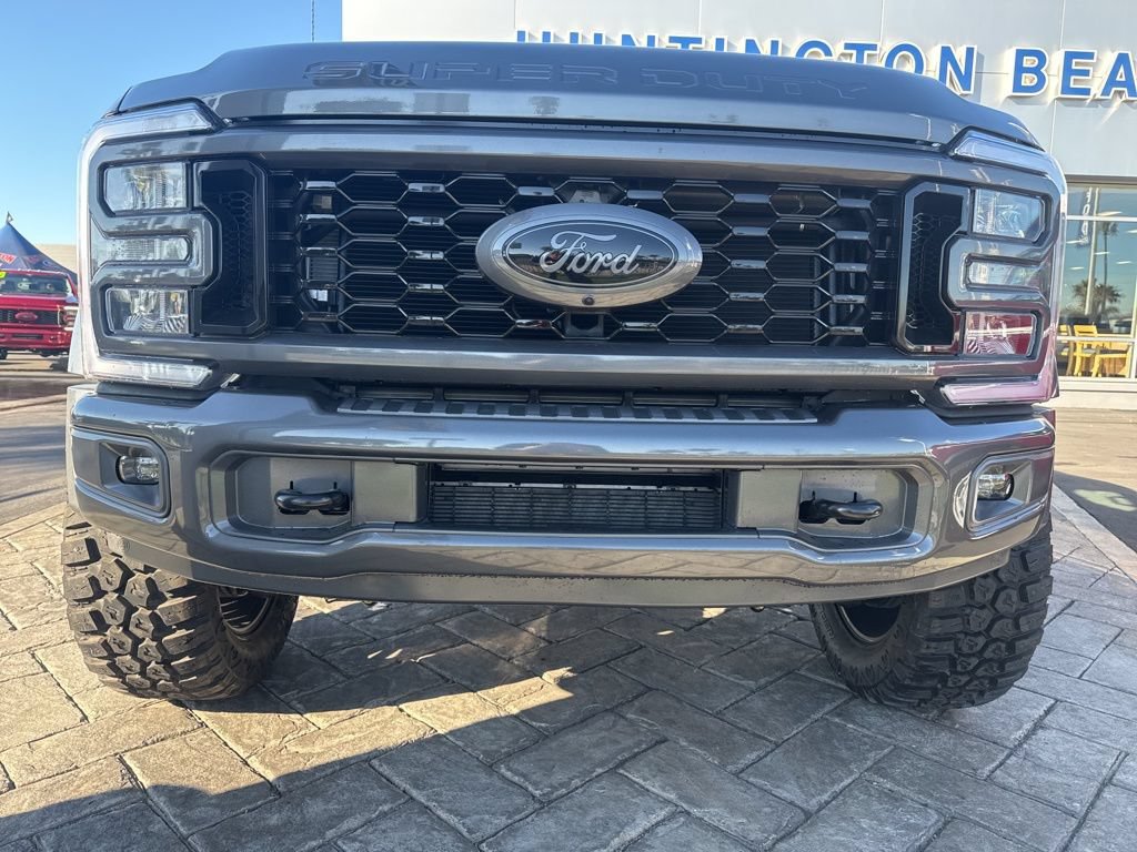 Used 2026 Ford F450 Lariat w/ FX4 Off-Road Package AWD/4WD image 38