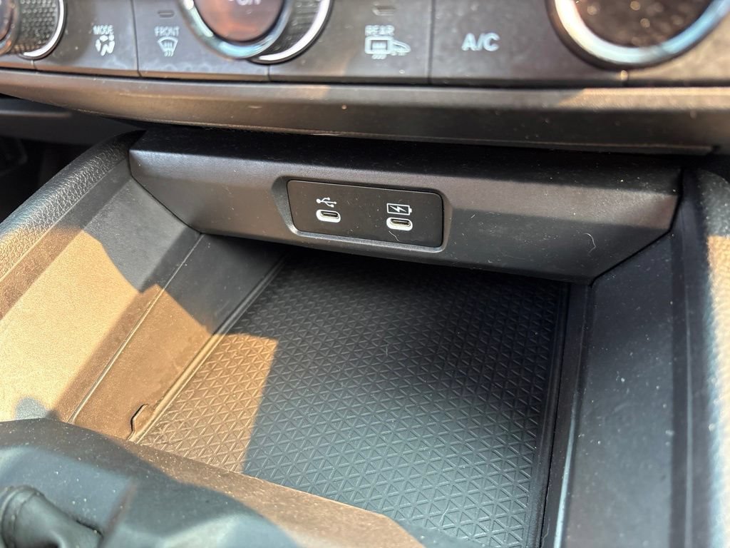 Used 2025 Honda Accord SE image 24