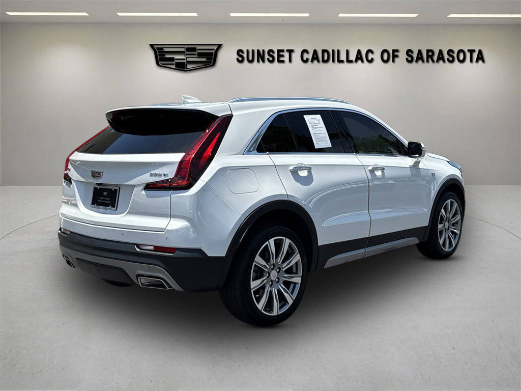 Certified 2023 Cadillac XT4 Premium Luxury w/ Cold Weather Package FWD image 4
